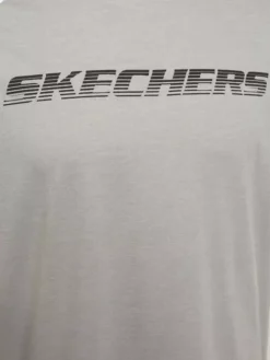 Skechers T-Shirt 6 Skechers T-Shirt -Kleidung Rabatt Geschäft 2154144 H3