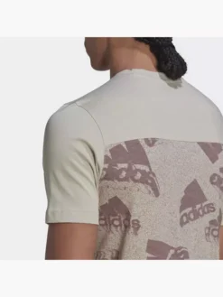 Adidas Essentials BrandLove Logo T-Shirt -Kleidung Rabatt Geschäft 8012 HK0377 P2